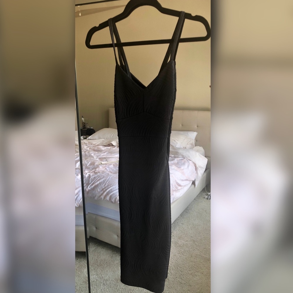 Fashion Nova Dress - Picture 3 of 6